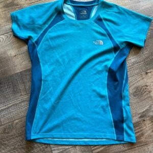 The North Face Women's Teal Flight series Performance Top